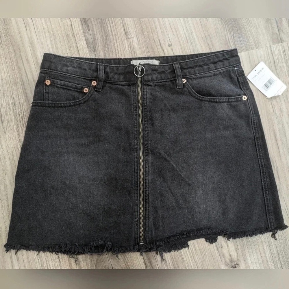 NWT Free People We The Free Zip It Up Denim Mini Skirt in Black
